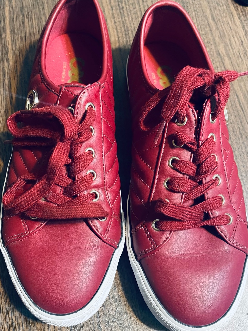 GBG Los Angeles Burgundy Quilted Lace-Up Women's Sneakers
